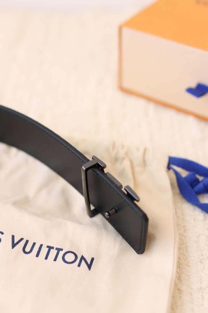 l0vis Vvtt0n belts